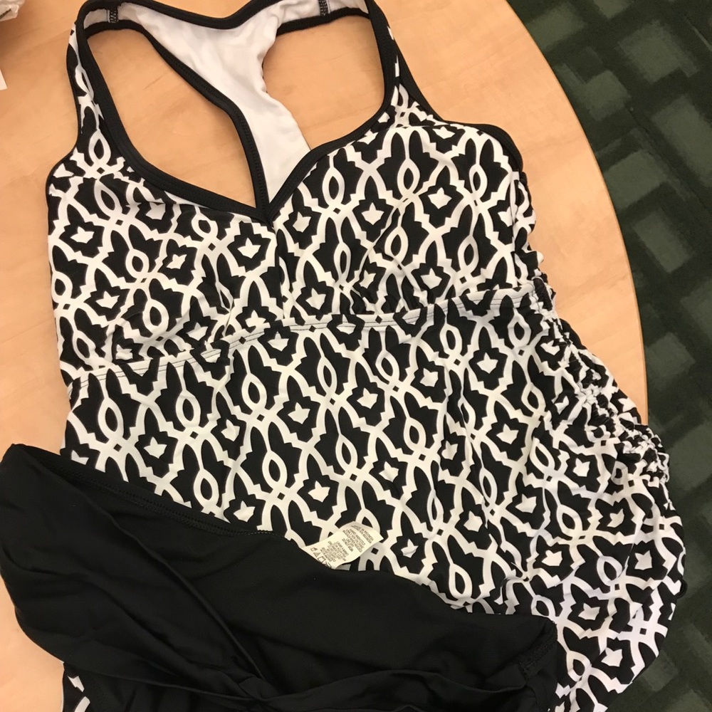 Maternity tankini - NWOT